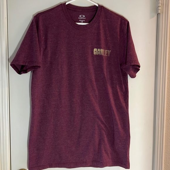 Mens Oakley t-shirt - Picture 1 of 8